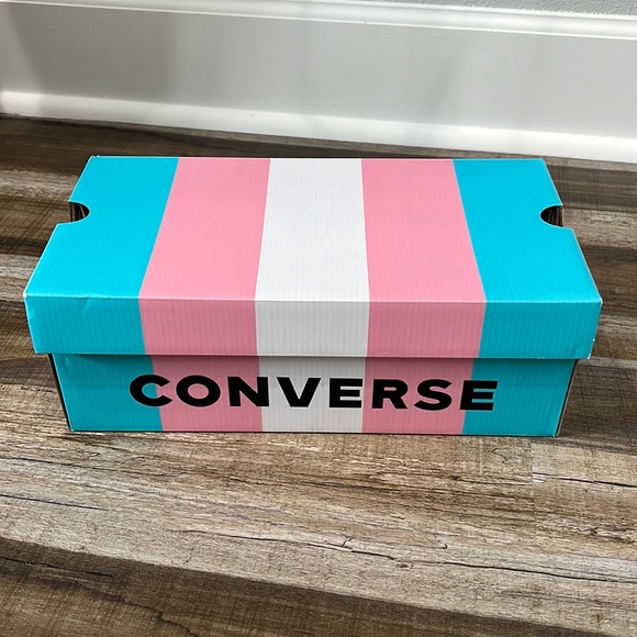 Converse Shoes - Converse woman’s 7 limited edition cotton candy